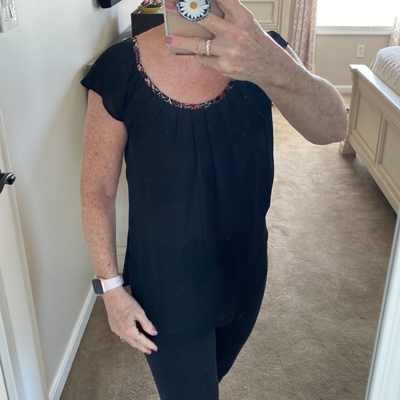 LC Lauren Conrad Tops - Lauren Conrad tie neck blouse